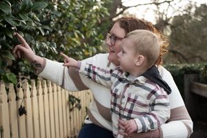 Melbourne Maternity, Newborn, Baby, Cake smash and family photographer located in South Morang Melbourne.
Baby Snapz is run by Melina Barlow