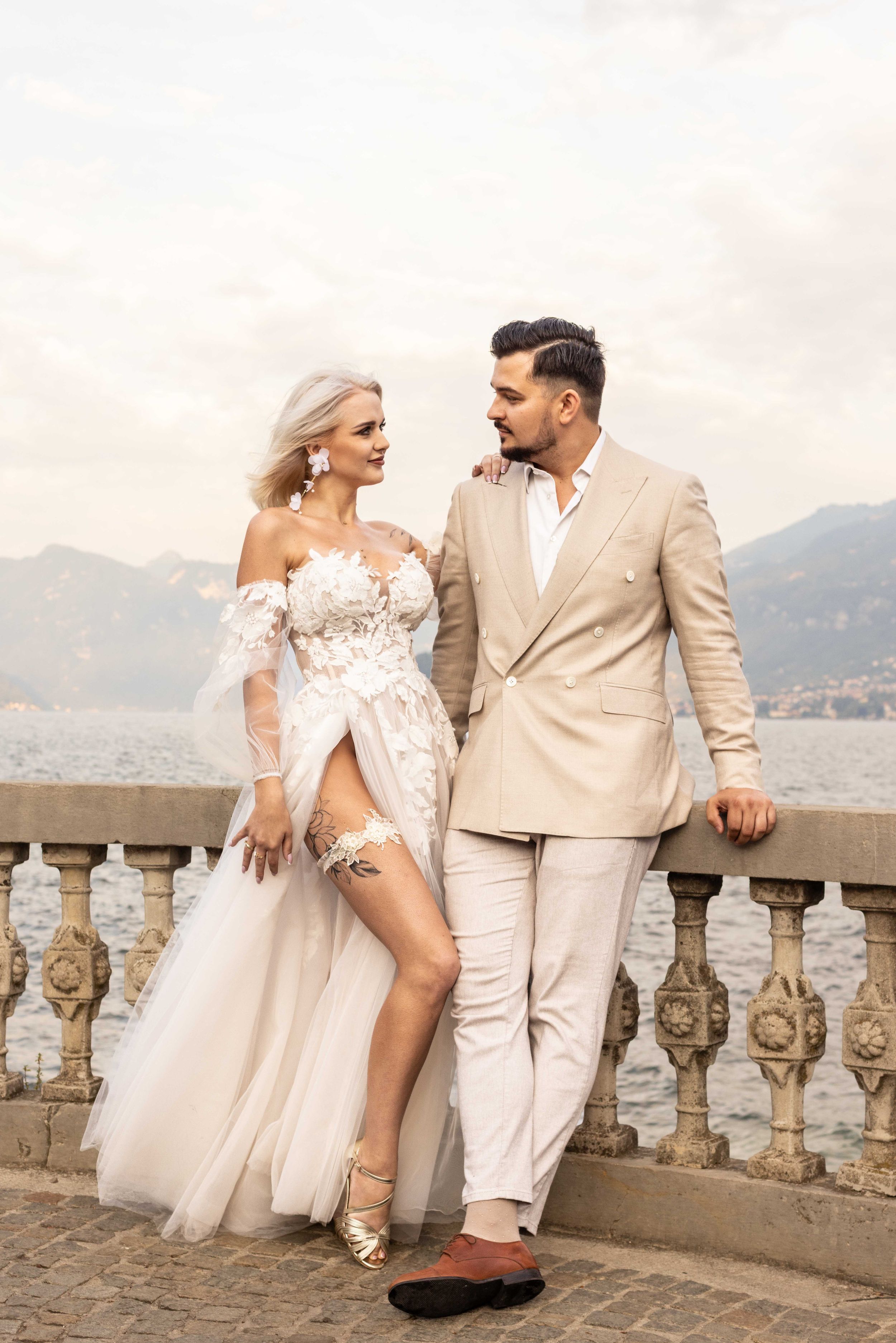Destination couple session at Lake Como in Bellagio, Italy