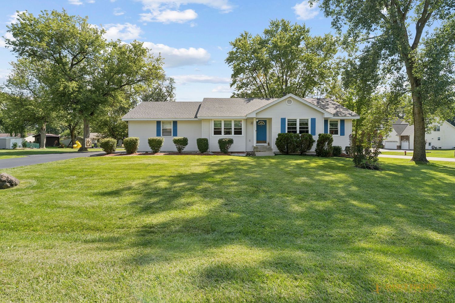 Outdoor Front of House Trout Valley Illinois