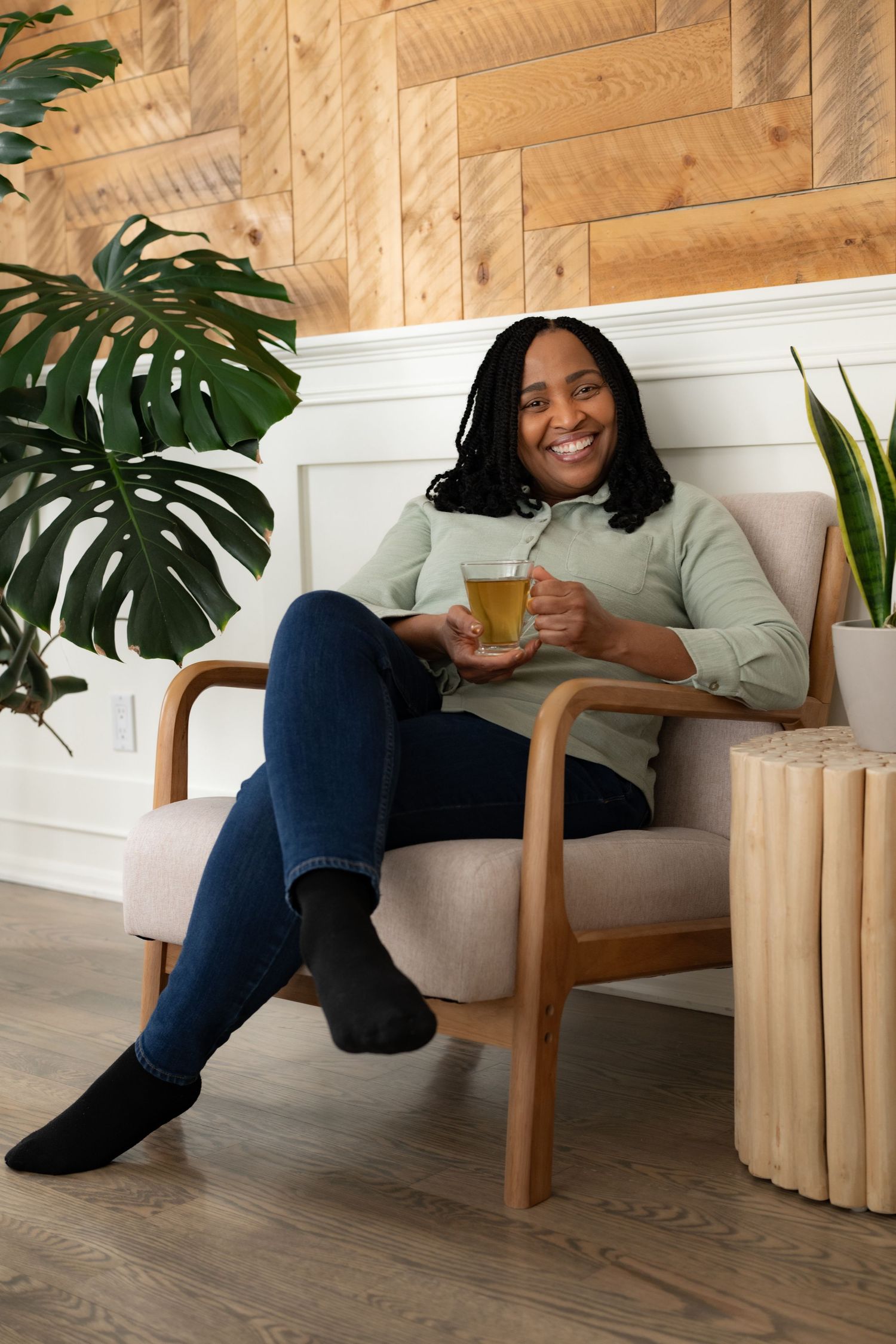 woman posing for branding photography at gorilla studio