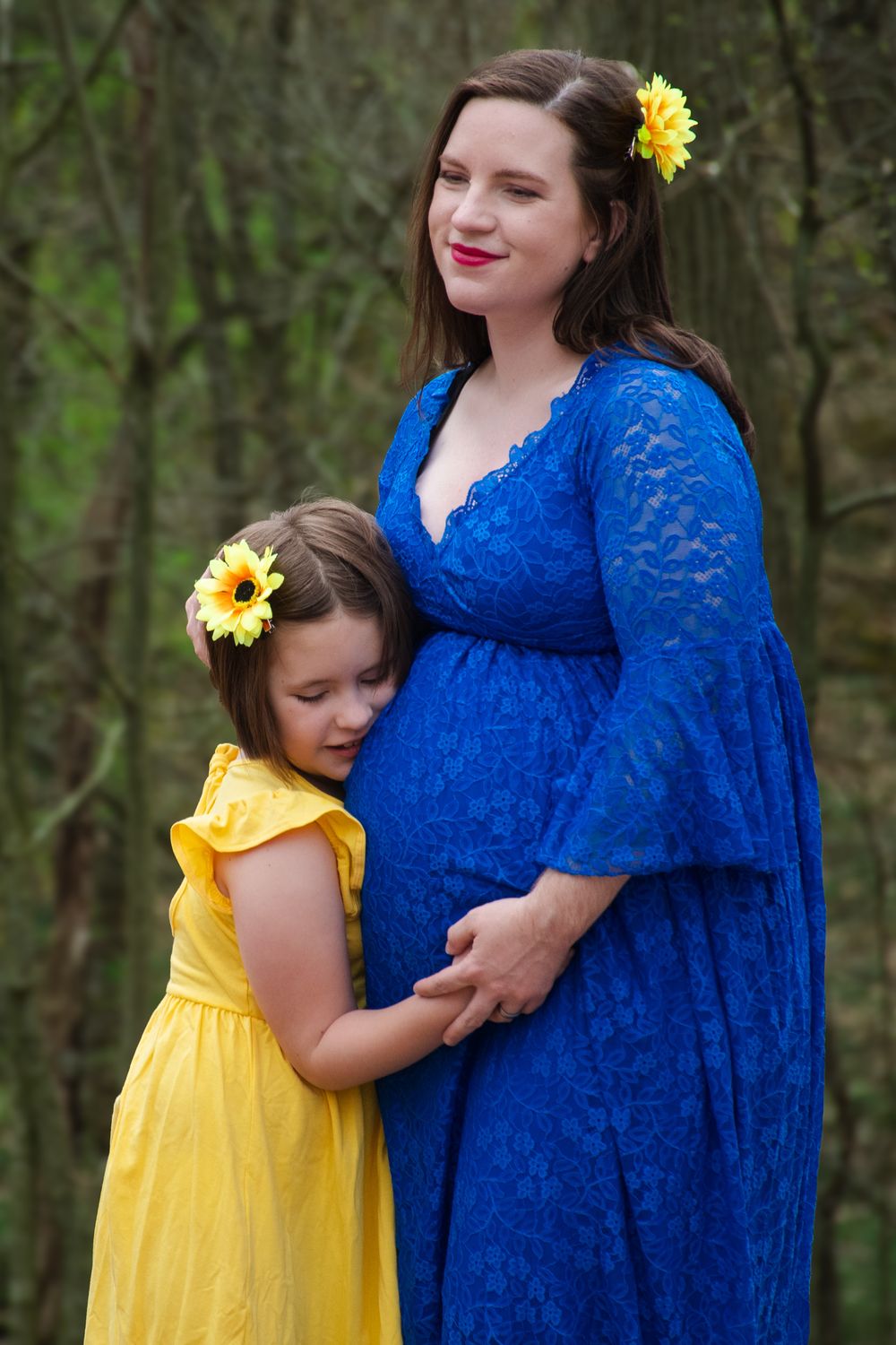 Forest maternity shoot with mother and daughter, Johnstown Pennsylvania