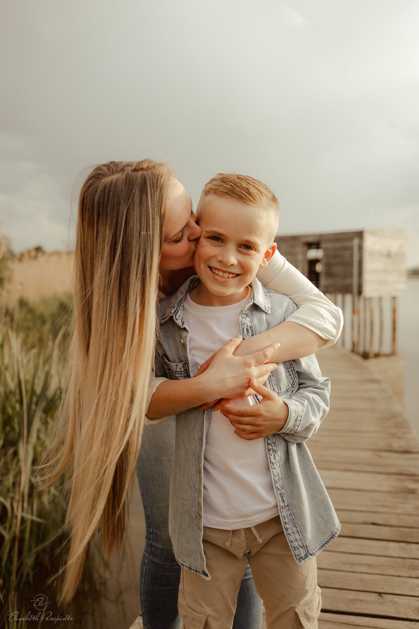 photographe de grossesse et de famille en belgique photos naturelles