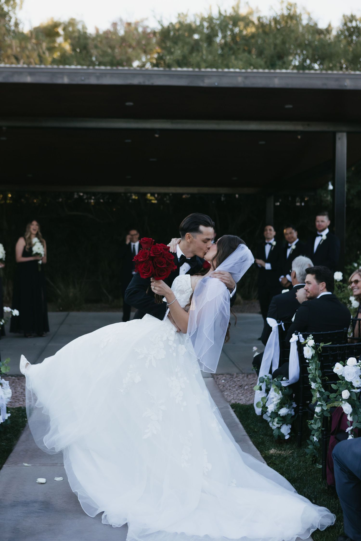 luxury Las Vegas wedding photography Elli Grace