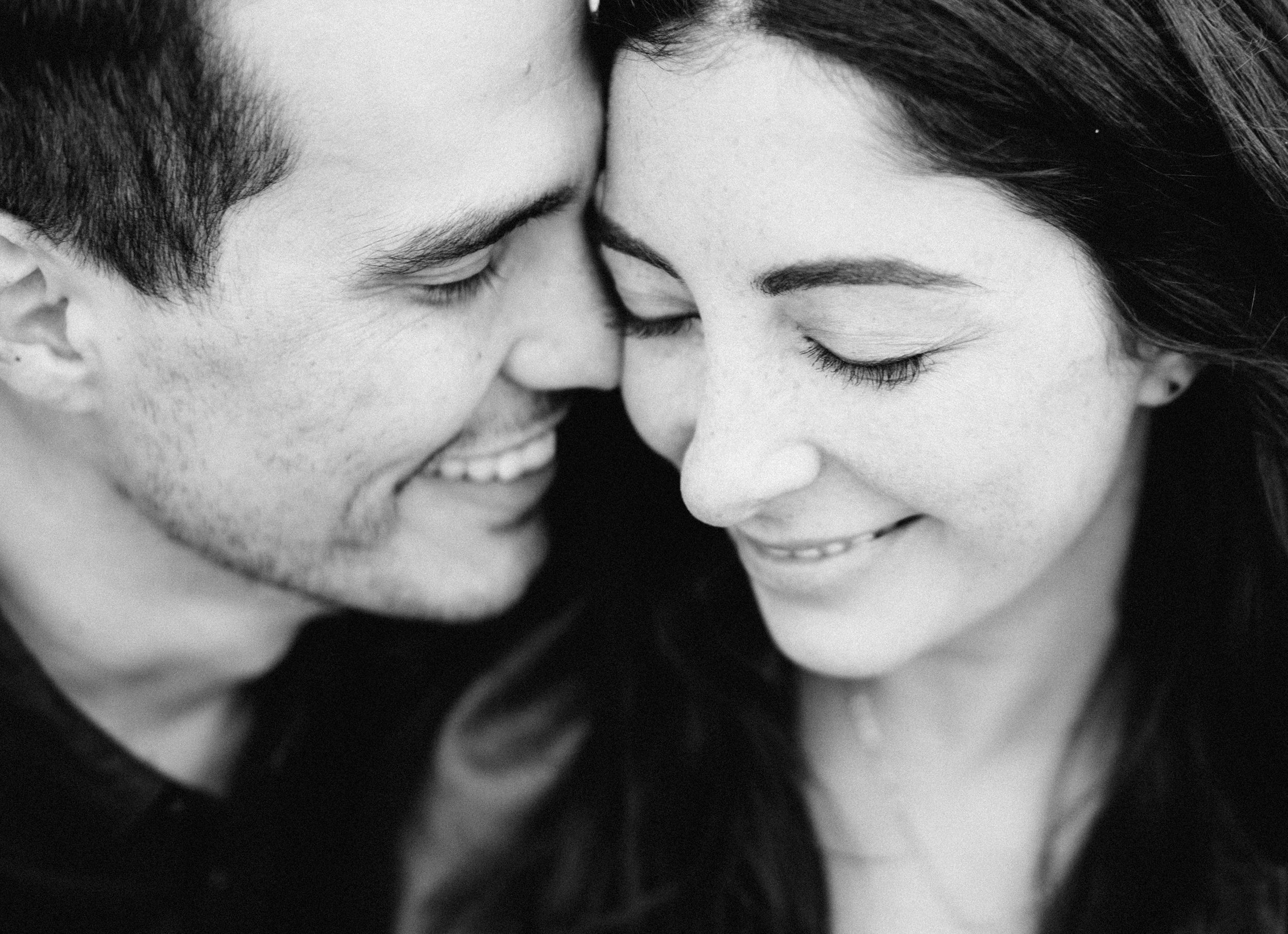 couple portrait mallorca engagement session