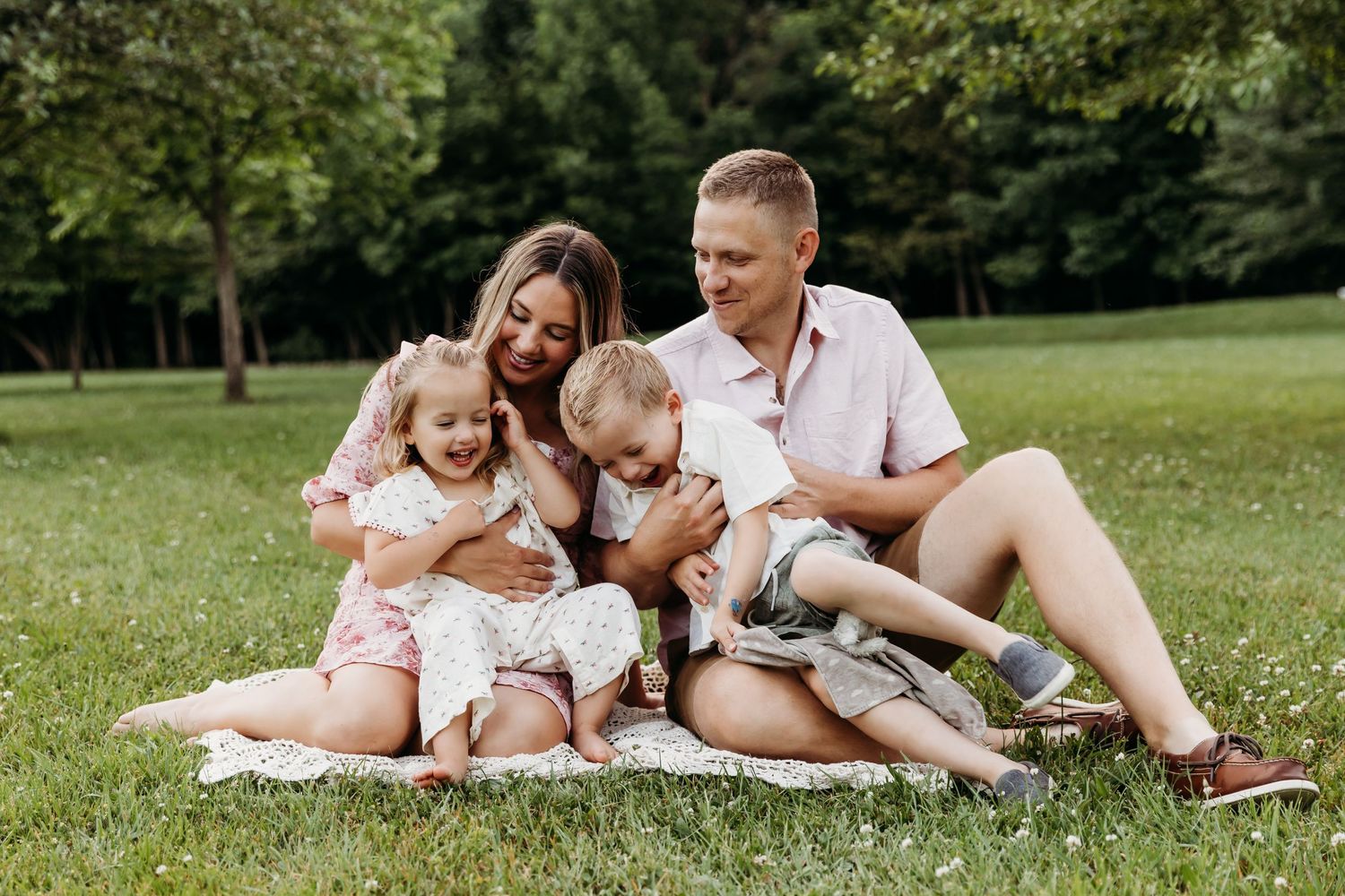 Cleveland Family Photographer, Chardon Family Photographer, Mentor Family Photographer, Chagrin Falls Family Photographer