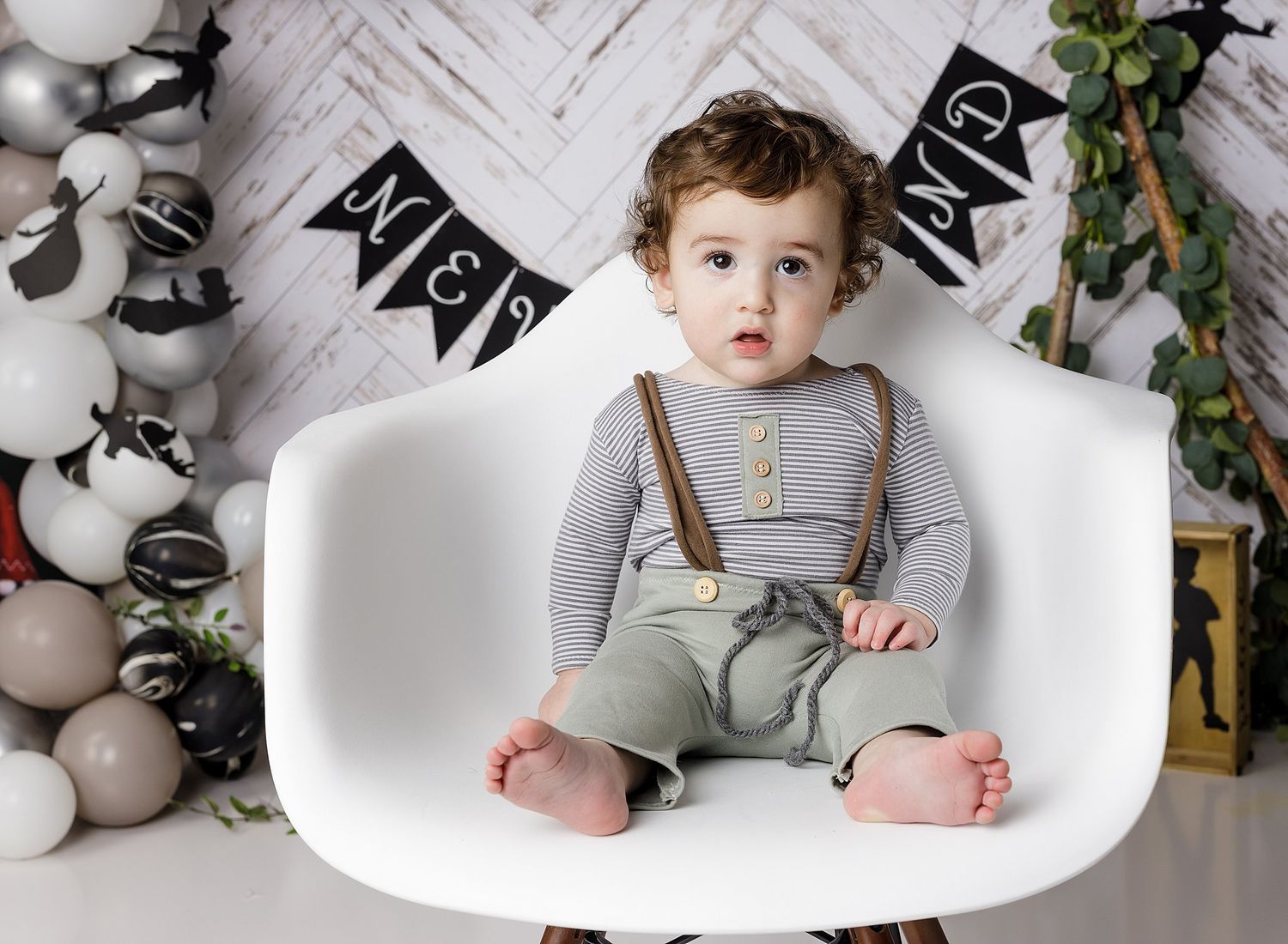 cake smash and splash joquin's vintage toys session valerie kay photography fine art children's