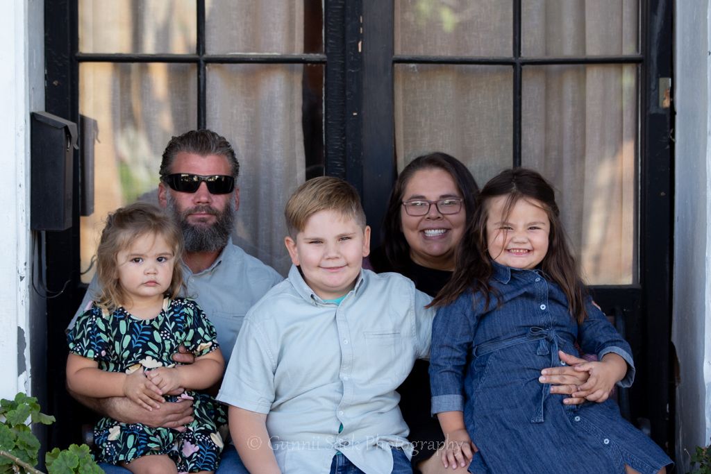 gunnii sack photography, mokelumne hill ca, fall family photos, calaveras county best of,