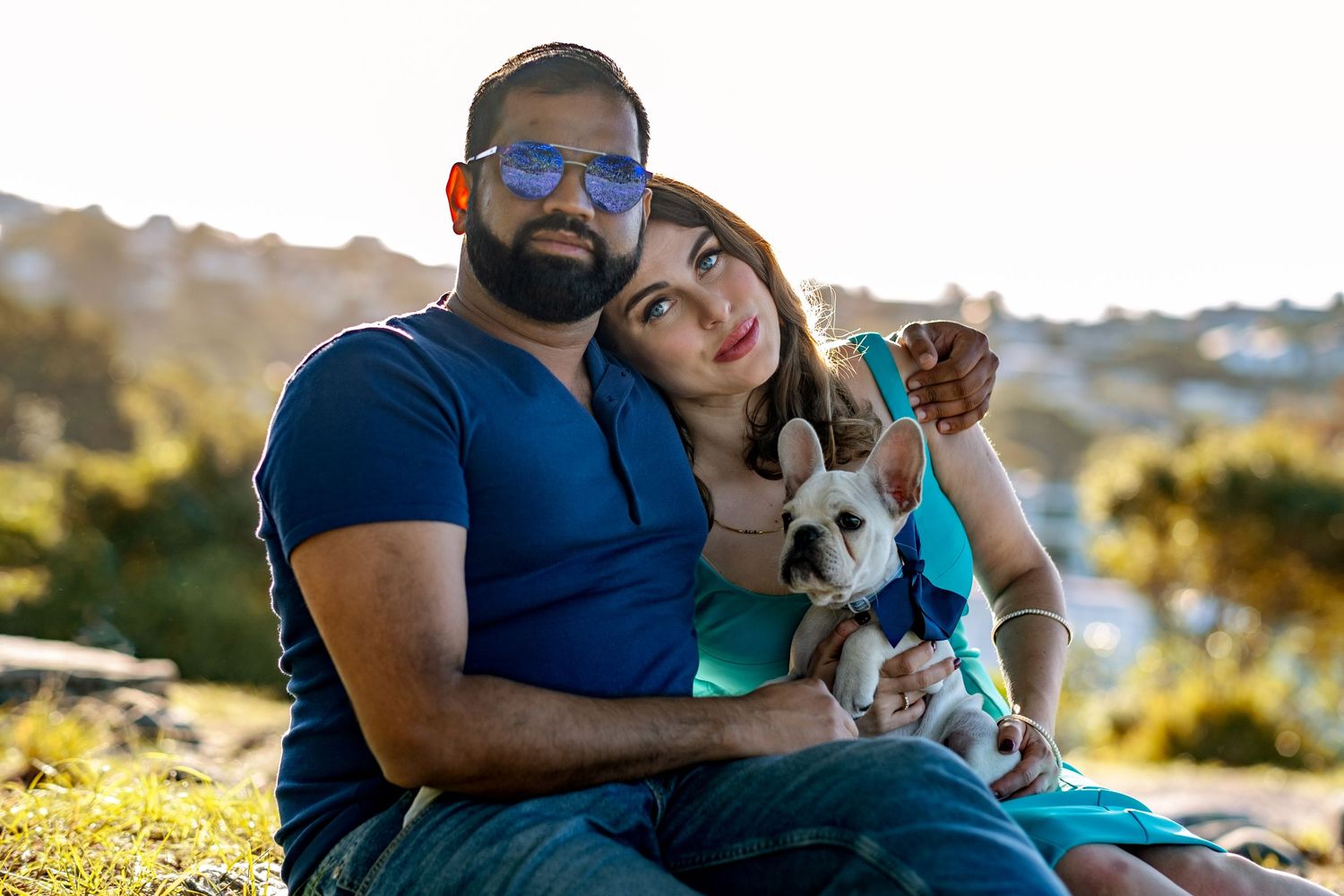 couple and their new puppy in Mosman photoshoot