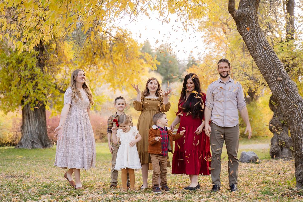 Leaves Utah County Family Photographer Victoria Harris Photography