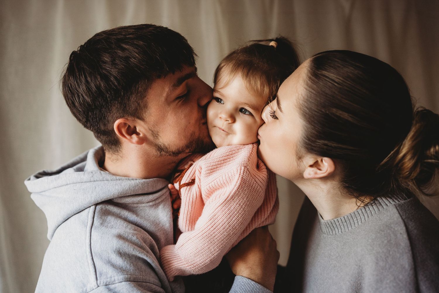 Pregnancy Announcement Photo Shoot in Oxfordshire Photo Studio