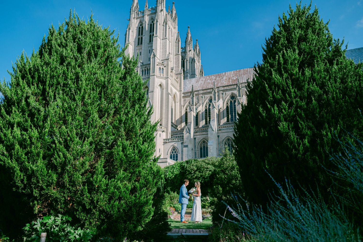 A beautiful 2025 National Cathedral elopement ceremony photographed by fine art photographer Jenna Leigh Photography.