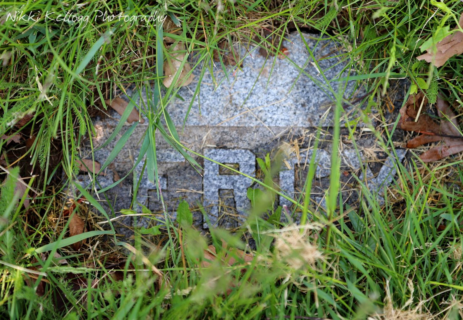 recessed headstone