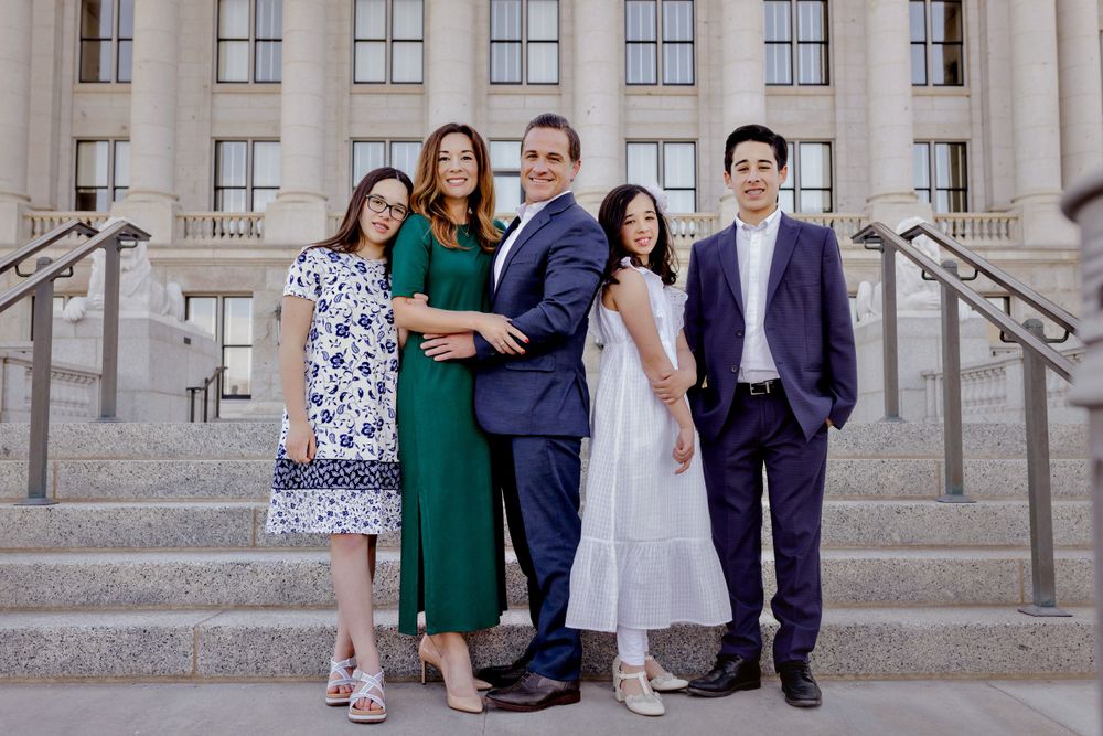 HEWLETT FAMILY SLC SPRING CHERRY BLOSSOMS ELLE J. STUDIOS