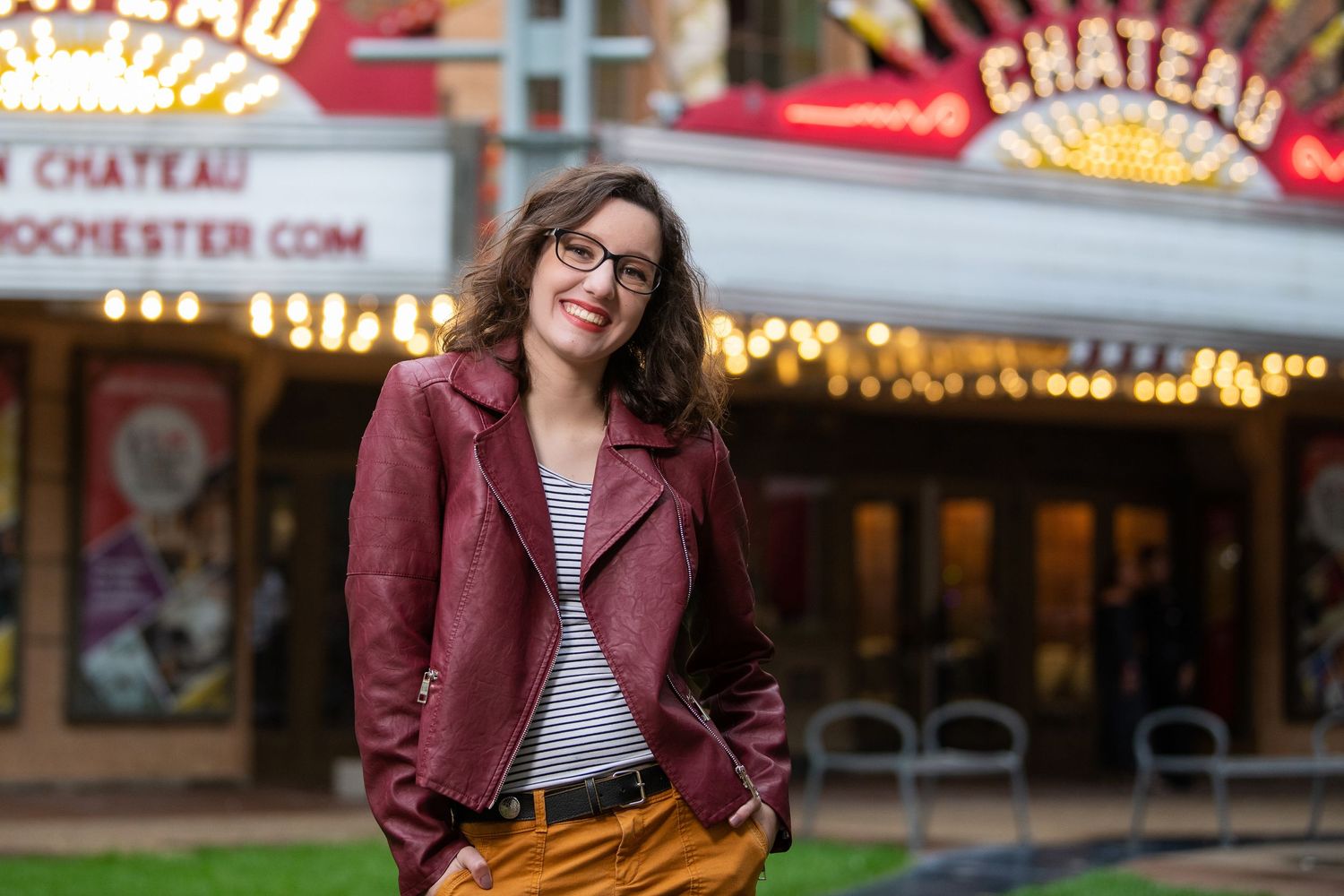 senior photos, kathleenmurphyphotos, style, glasses, burgundy leather jacket