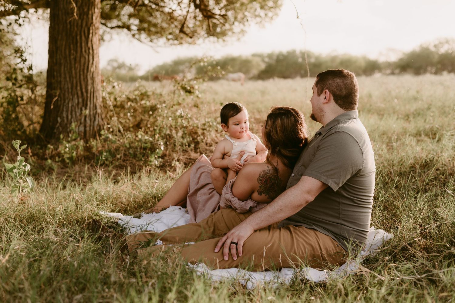 Katy Montoya Photography - Kenedy, Texas Photographer - Victoria, Texas Family Photographer