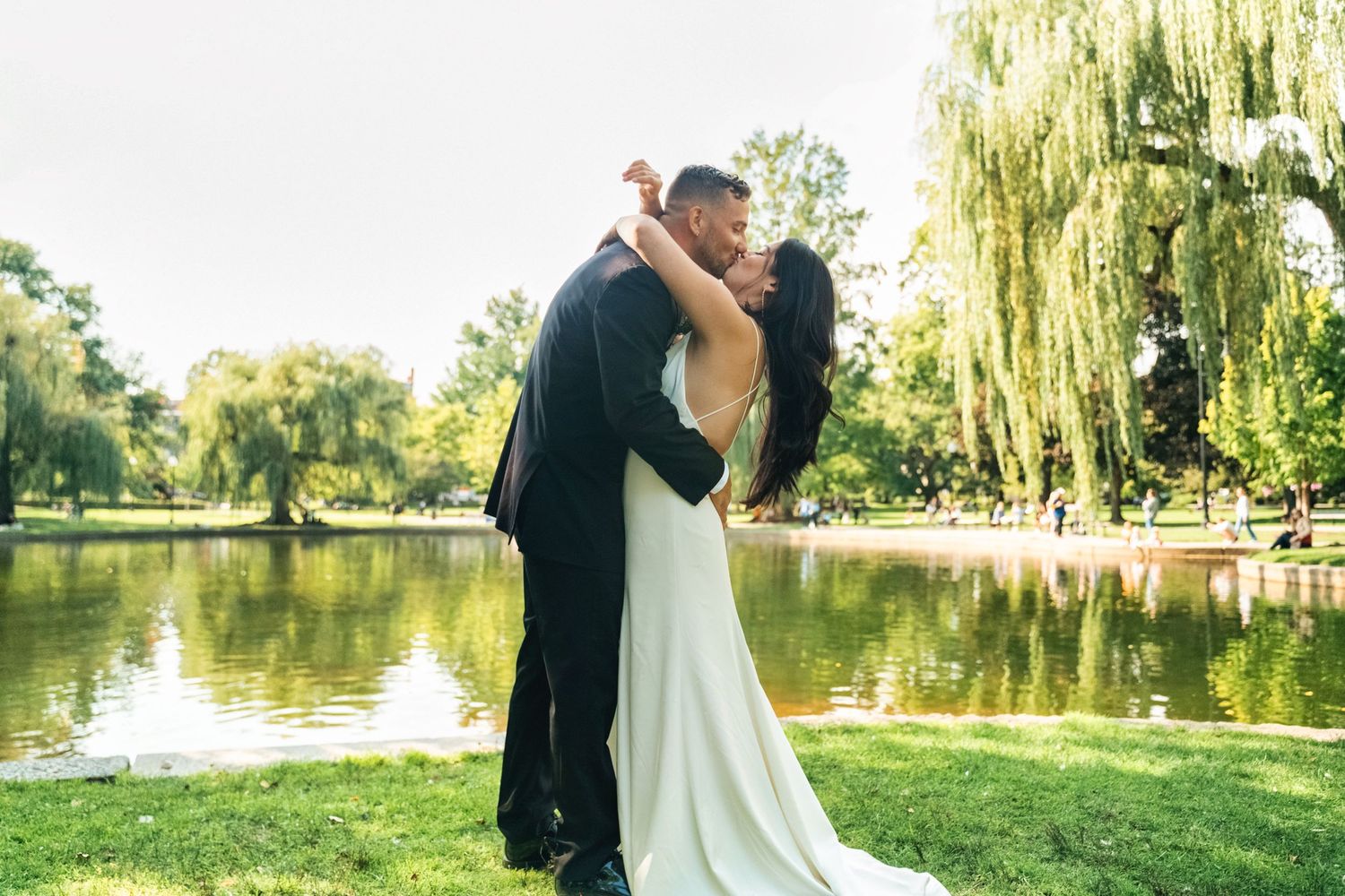 An intimate garden wedding in the Boston Public Garden