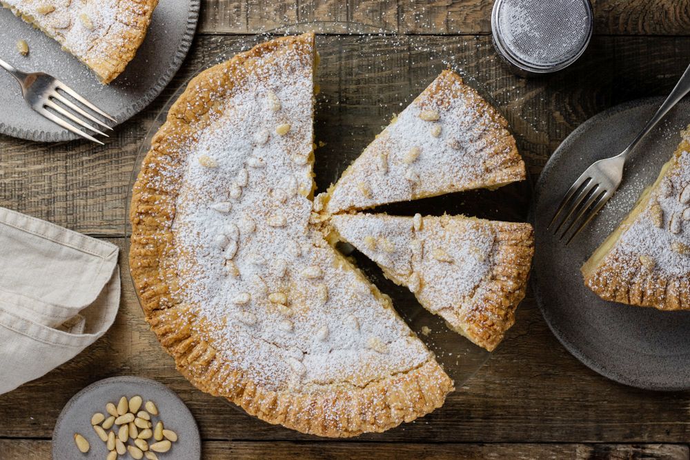 Torta Della Nonna - Italian Custard Tart Recipe - Photo by © Reka Csulak