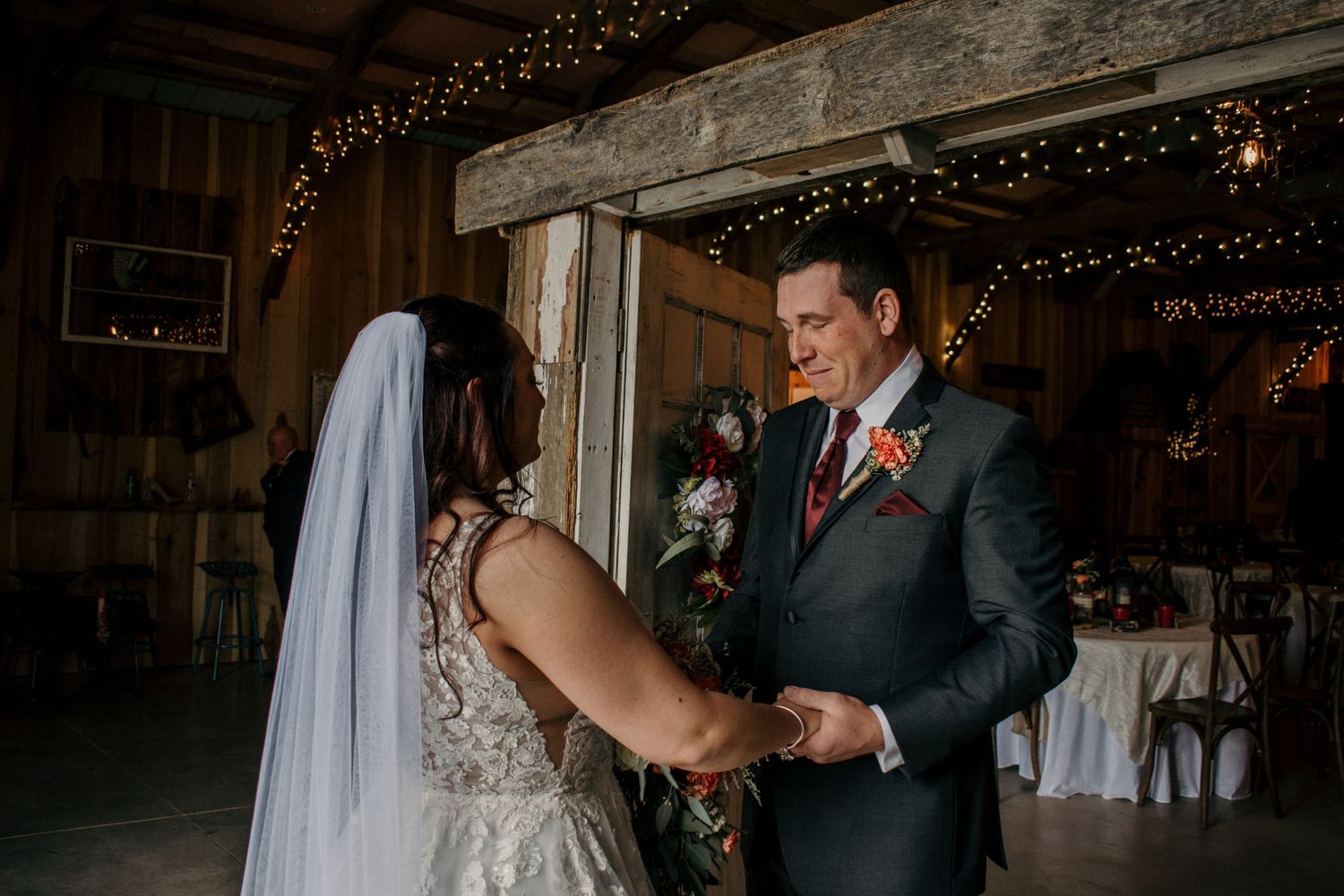 is a first look important on your wedding day