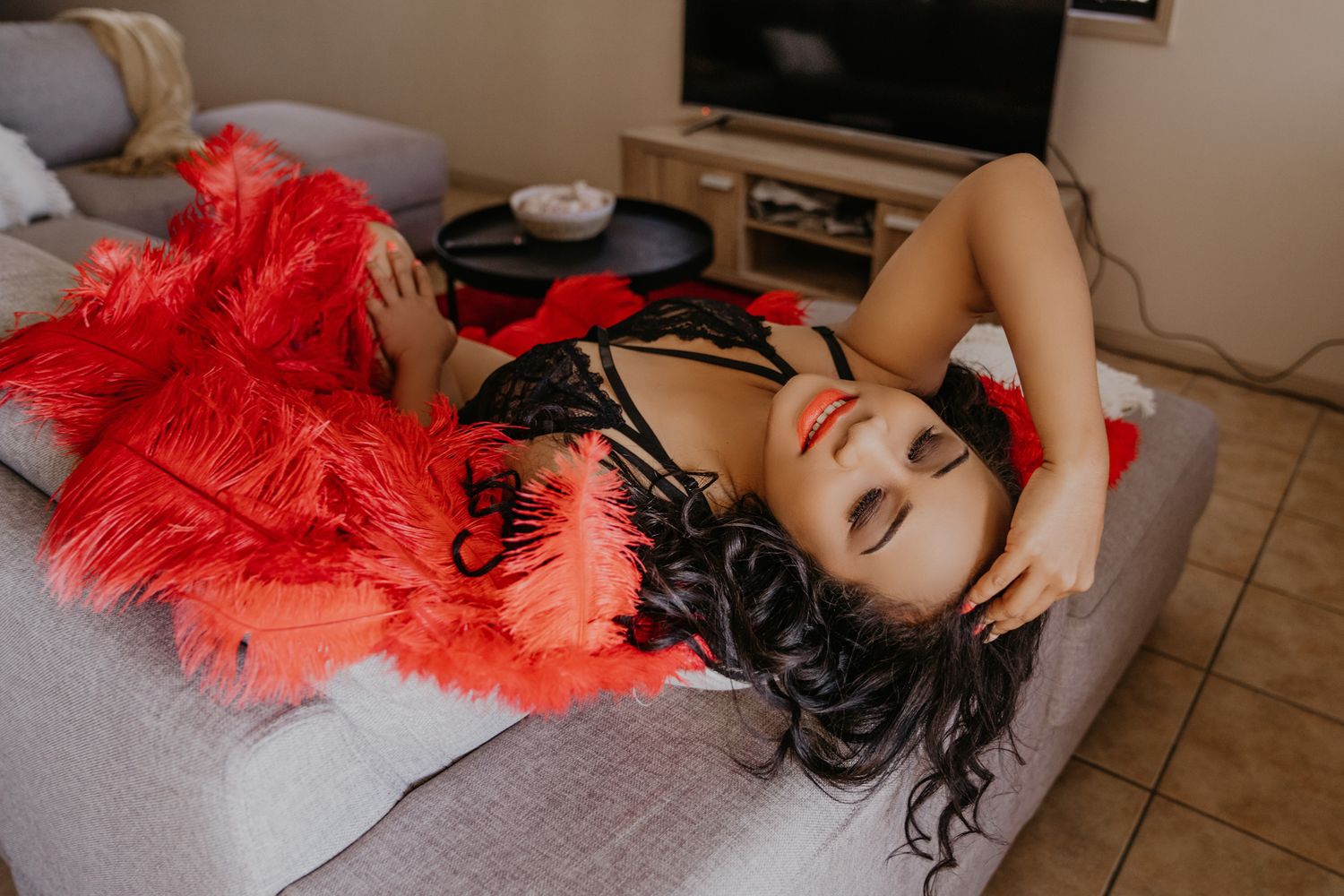 Beautiful tiare tantalising boudoir shoot session photography photographer boudoiur bouidour best sexy photos