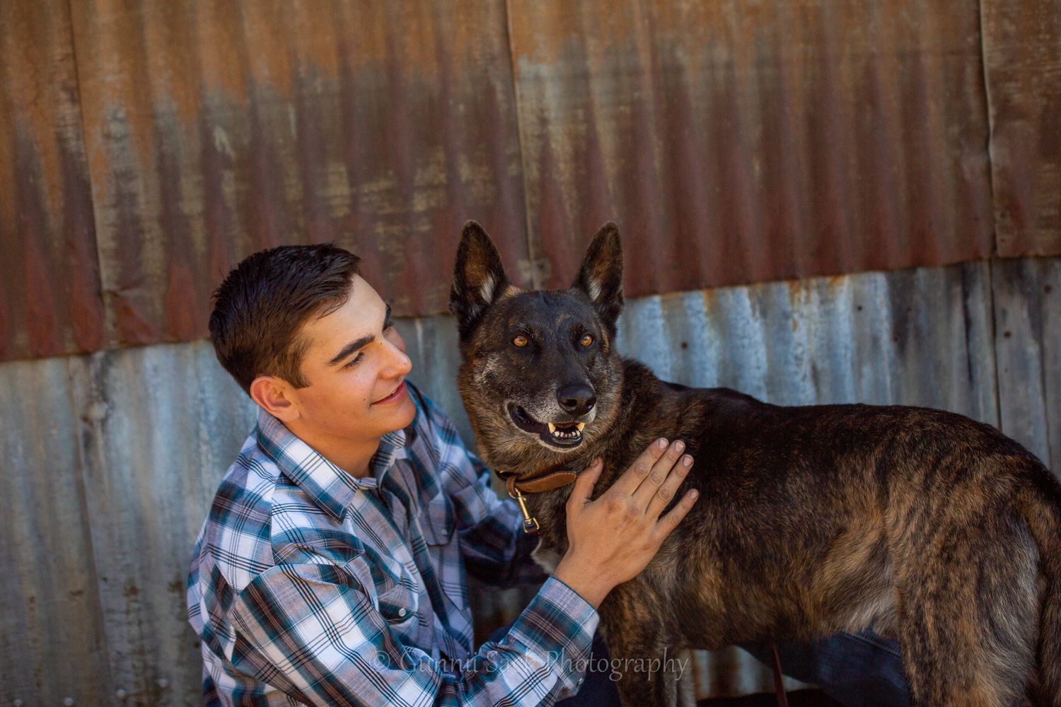 gunnii sack photography, class of 2022, senior session, dogs, amador county,
