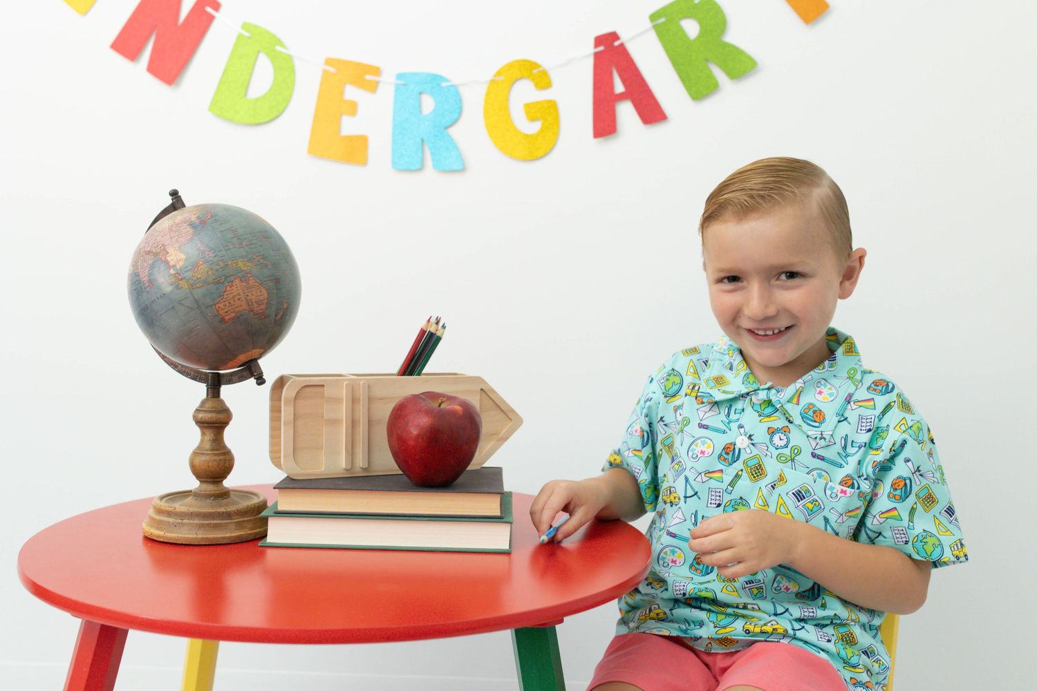 ASHTON KINDERGARTEN MINI STUDIO PORTRAIT SESSION SWANSBORO Samantha