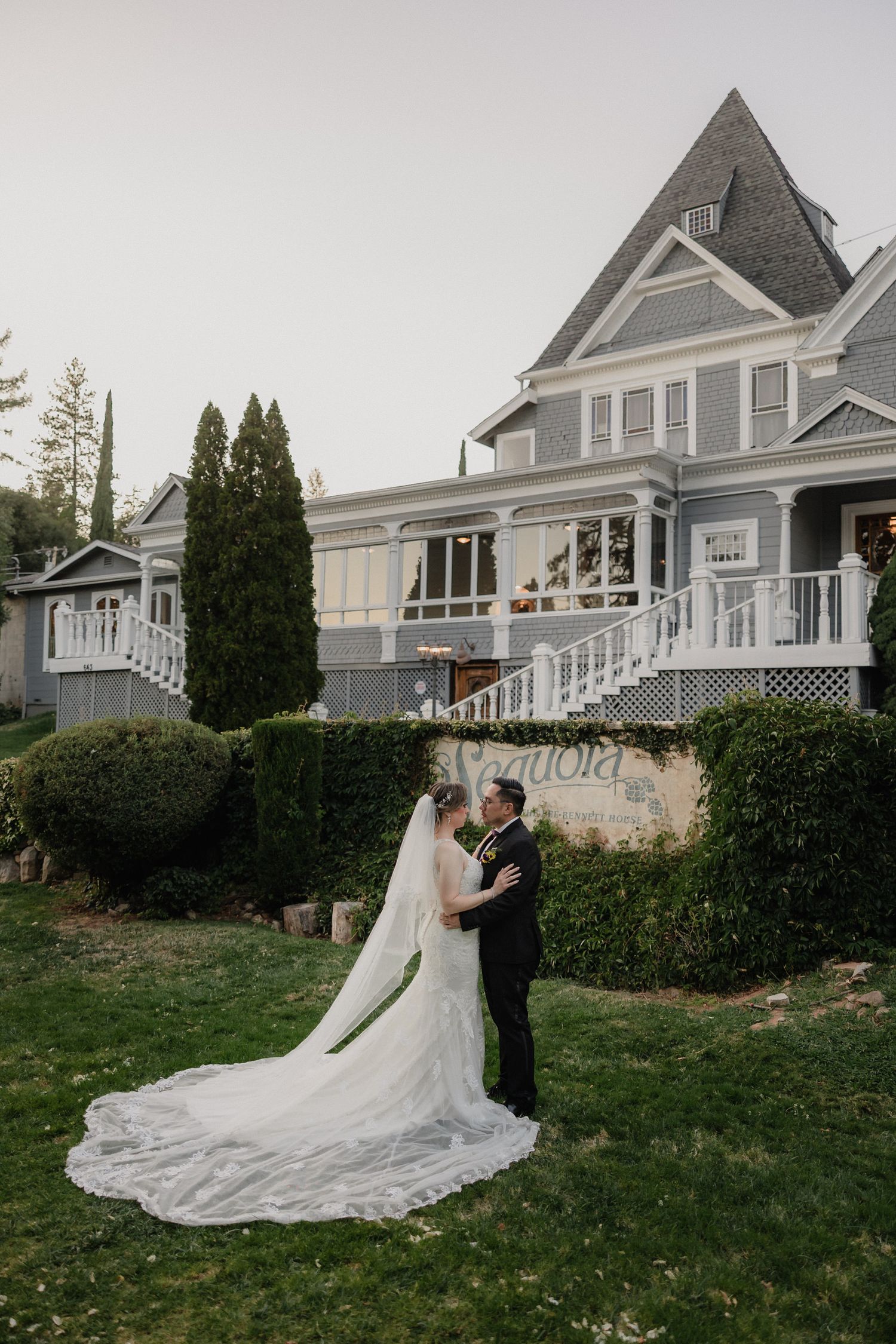 sequoia mansion by wedgewood wedding photos
