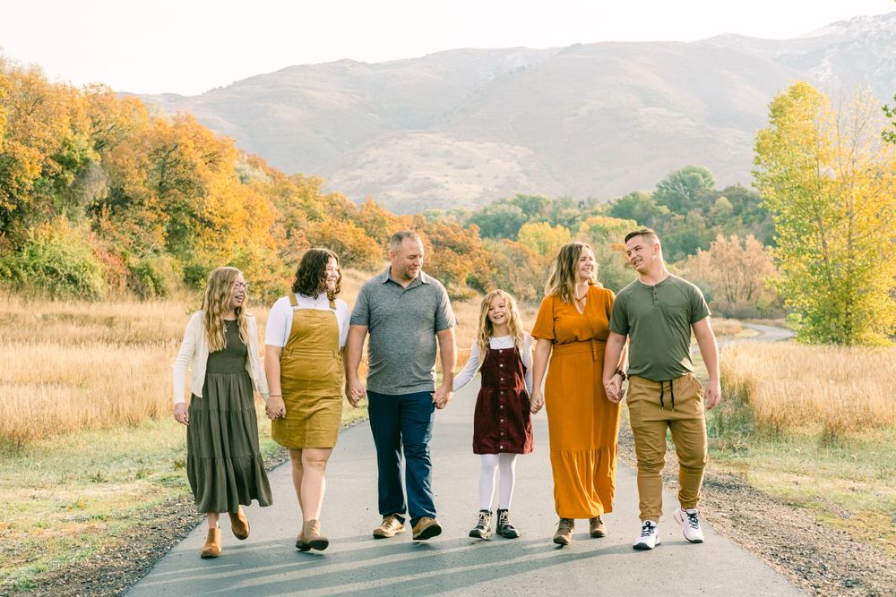 fall family photo outfit Ideas in Salt Lake City, Utah