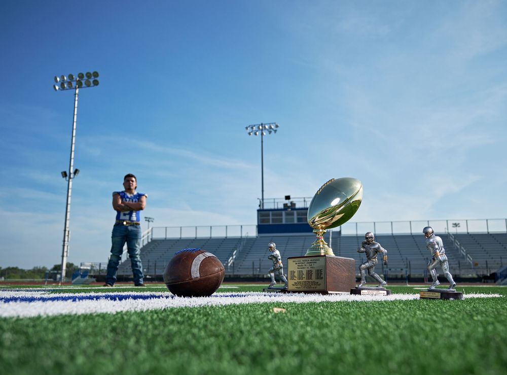 A Spotlight on Natalia High School Senior, Elijah Banda Texas Sport Shots