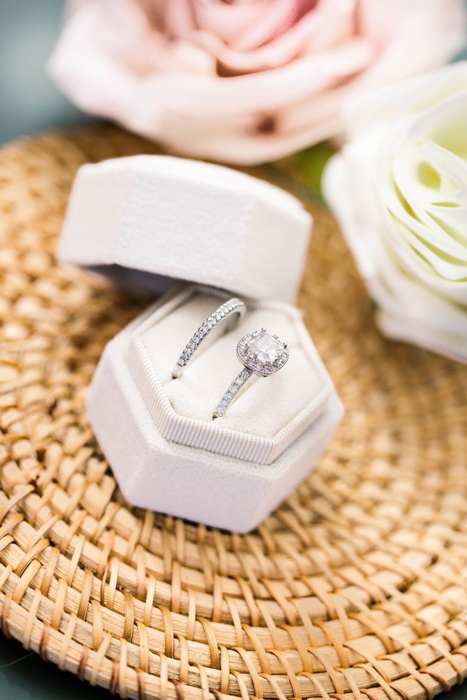 Ishpeming Marquette Michigan Wedding Photographer Upper Peninsula of Michigan Mather Inn