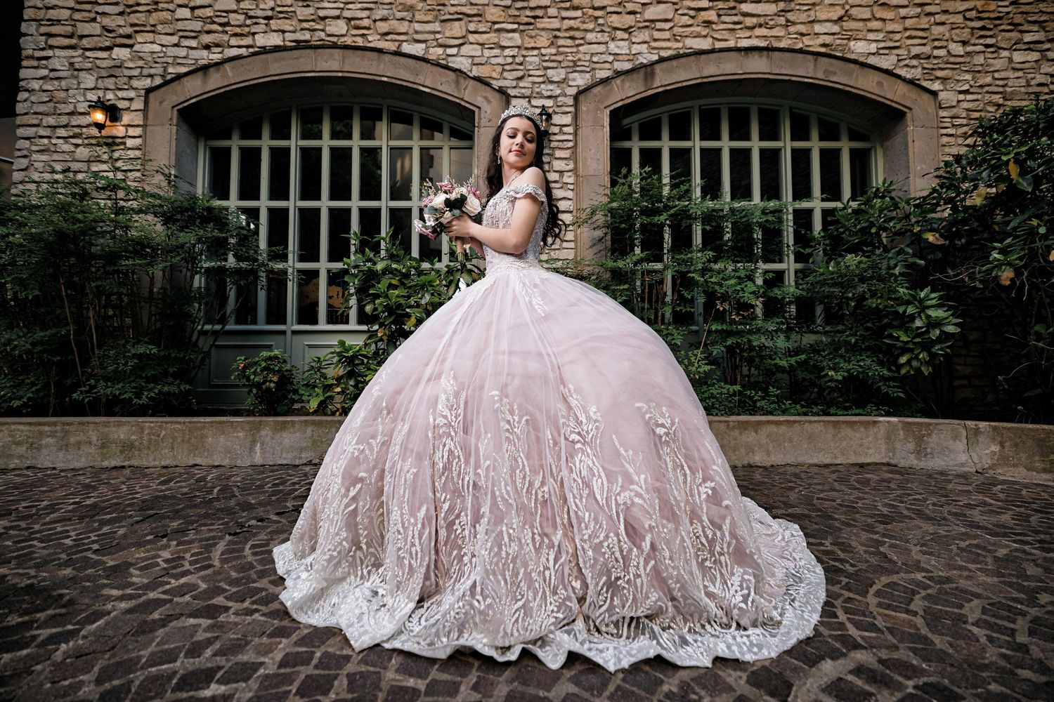 Pink dress for quinceanera at the Mandalay Canal