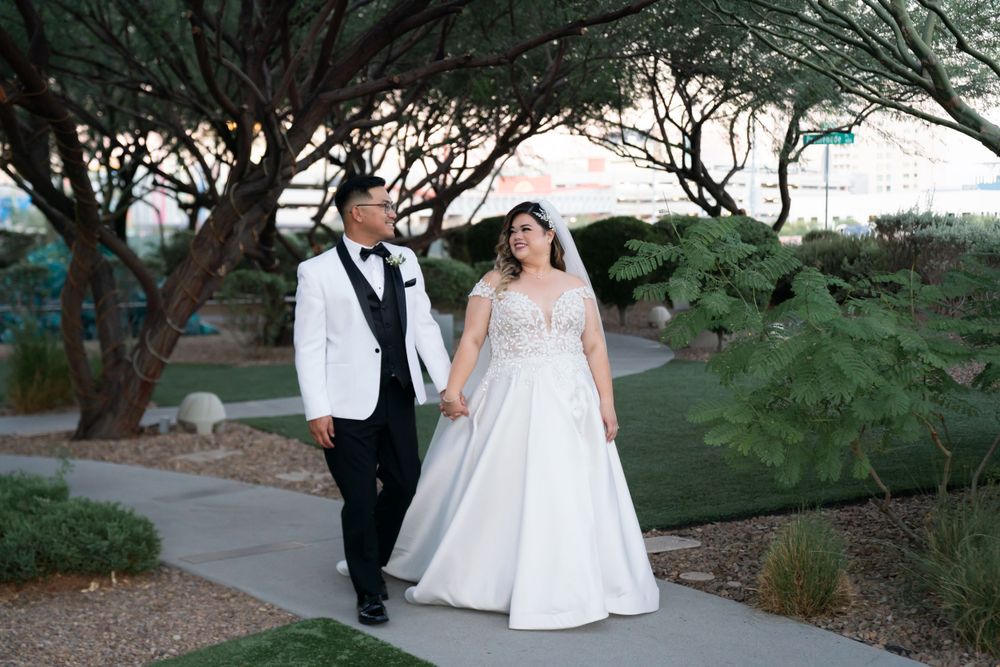 Why you need a wedding videographer Las Vegas Wedding Videographer