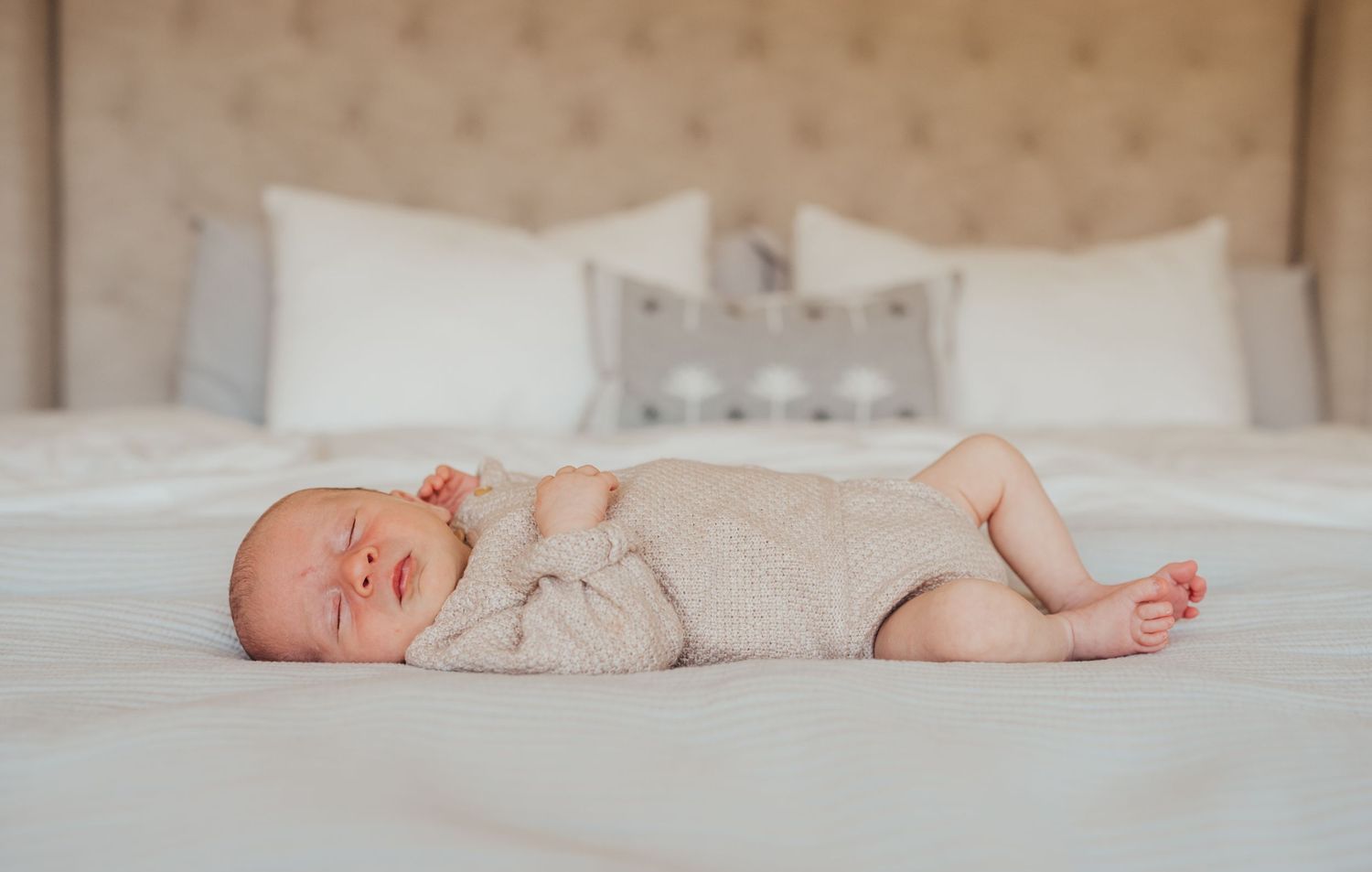 beige neutral clothing for in-home newborn photography session in Atlantic highlands, nj