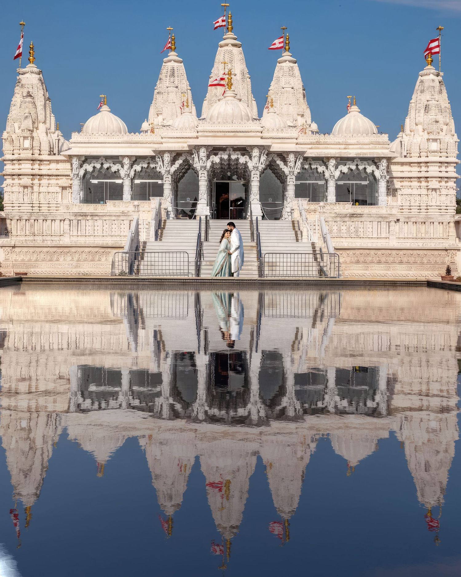 Capture Timeless Moments at BAPS Shri Swaminarayan Mandir
Celebrate your engagement at the stunning BAPS Shri Swaminarayan Mandir in Houston