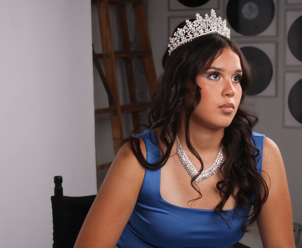 CAPTURE YOUR UNIQUE ESSENCE WITH THE HERRING EFFECT The Herring Effect