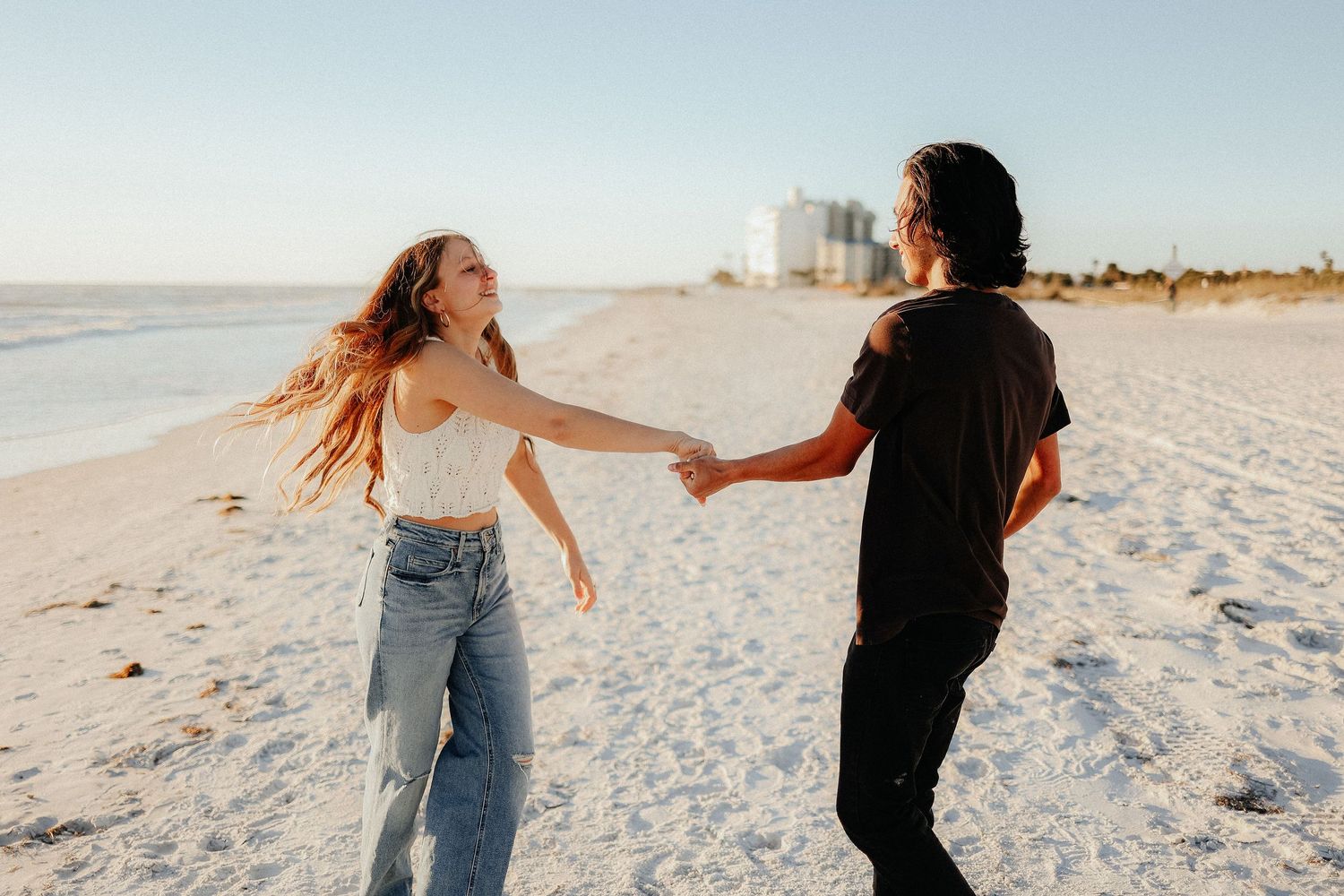WHAT TO WEAR FOR ENGAGEMENT PHOTO SESSION IN TAMPA FLORIDA