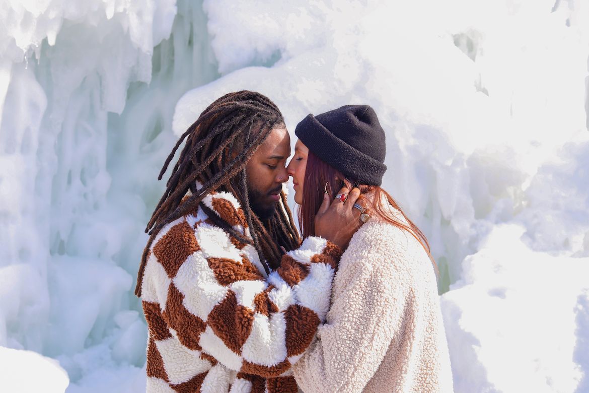 Winter engagement photo session.