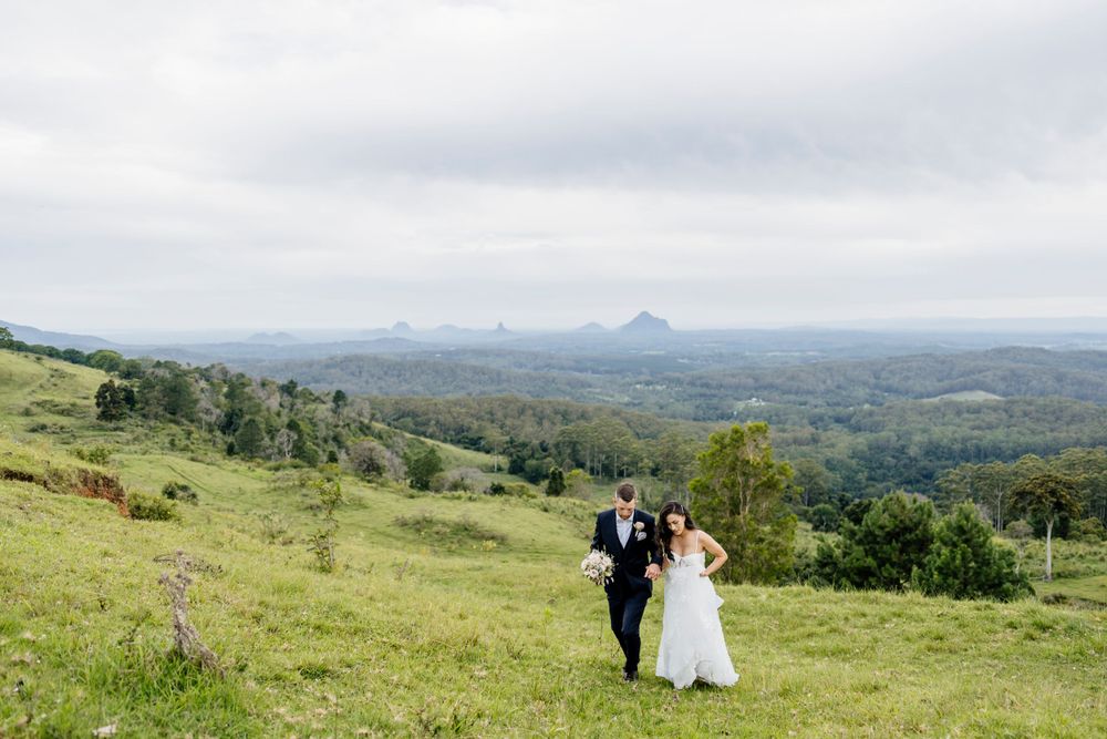 Vanessa + Damien One tree hill, Maleny The Infinity Collective