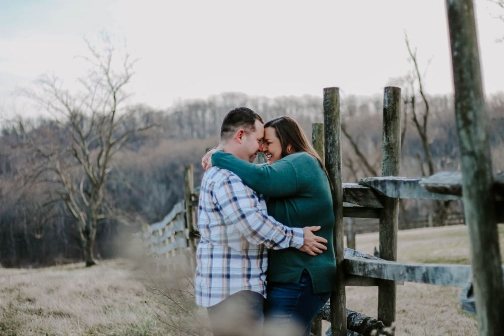 Engaged- Heather & Andrew - Suzy Downey Photography