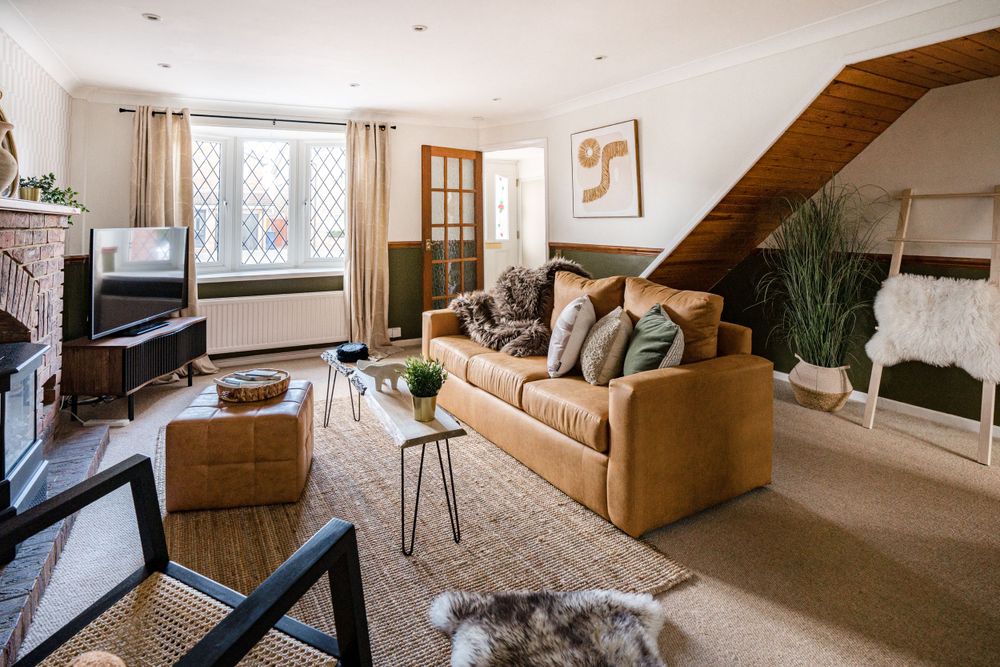 Why You Should Hire a Gloucestershire Real Estate Photographer Alicia