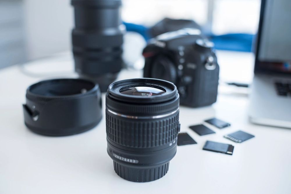 Tip 2. Using a standard or telephoto lens Pixel Corp