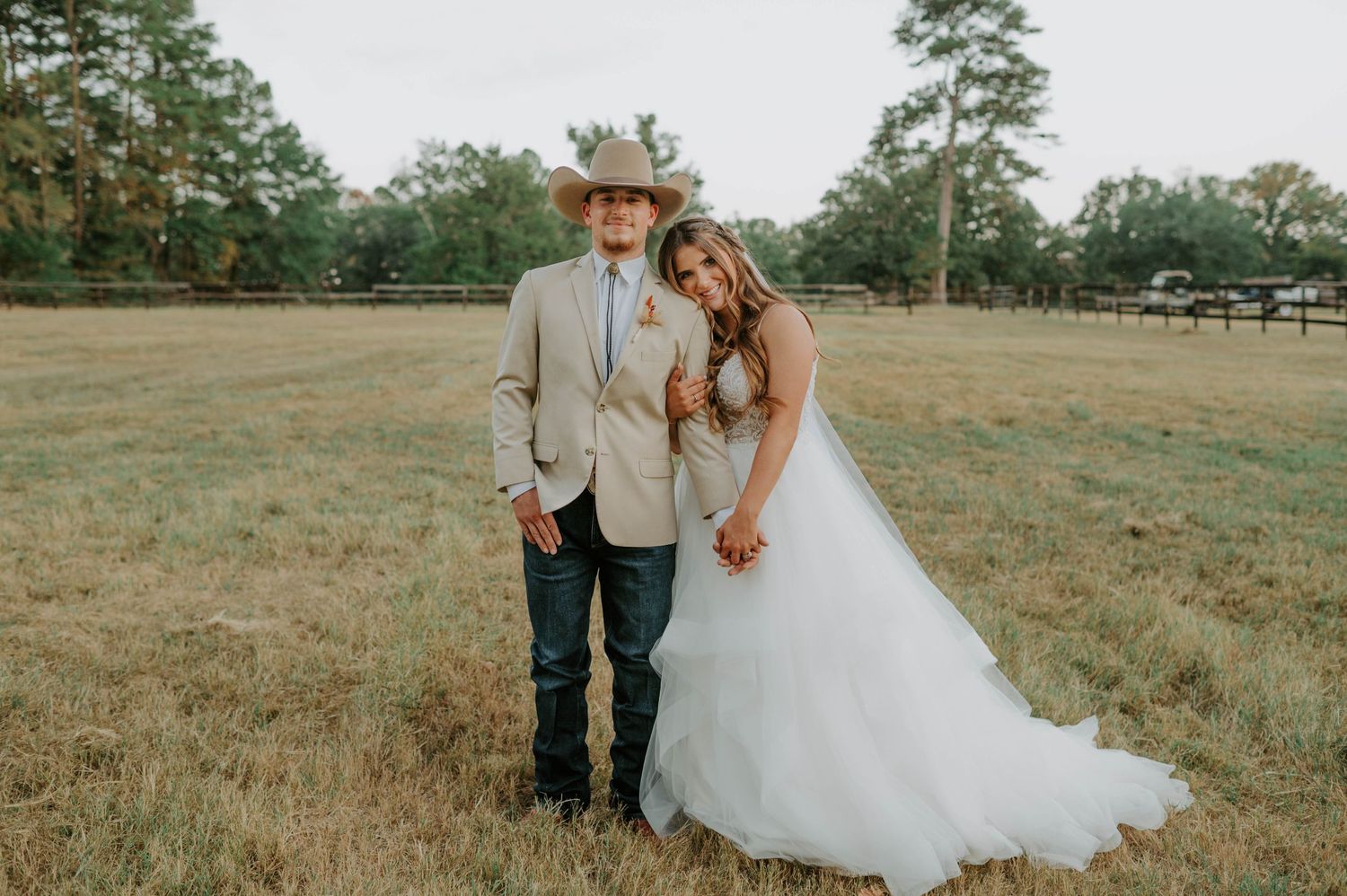 Lubbock-TX-Wedding-Photographer-Photography-Western-Texas-East-Average-Cost-Price-Tyler-Amarillo-DFW-Weatherford-Central