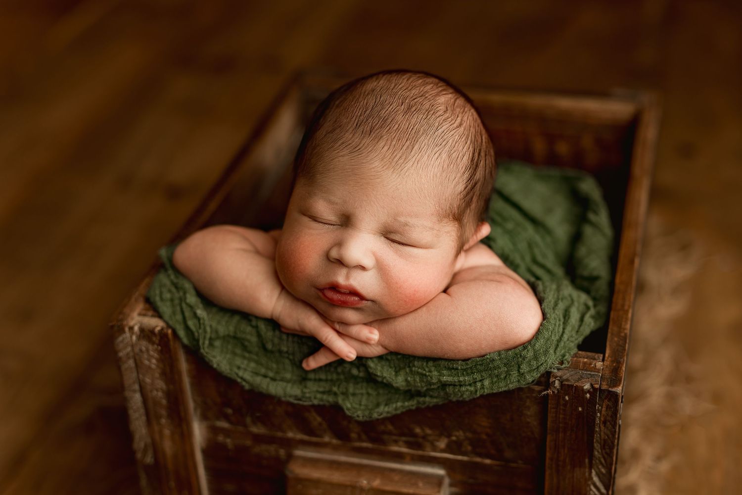 newborn portraits Wichita, newborn photography, studio newborn session, infant photography near me, Wichita baby photography