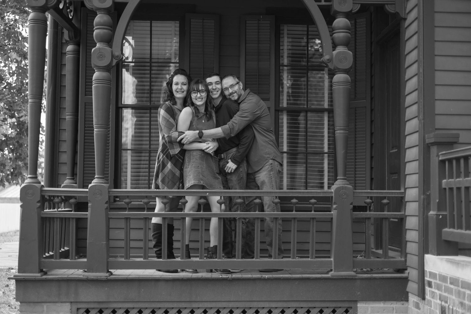 Outdoor, fall family photos in downtown Springfield, Illinois