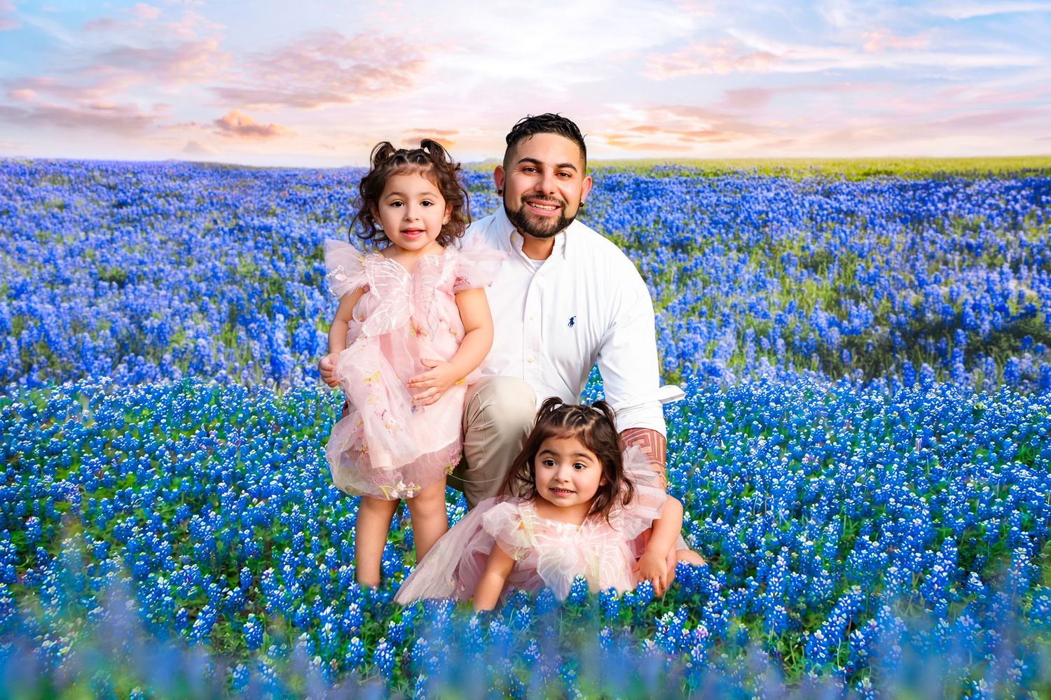bluebonnet minis in Midland TX Midland TX family photographer West Texas bluebonnet photos photographers midland tx photographer midland tx