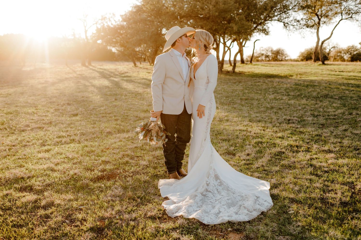 Lubbock-Texas-Wedding-Photographer-Western-Cowboy-TX-DFW-Amarillo-Abilene-Weatherford-Hill-Country-Cowgirl-Details-Photo