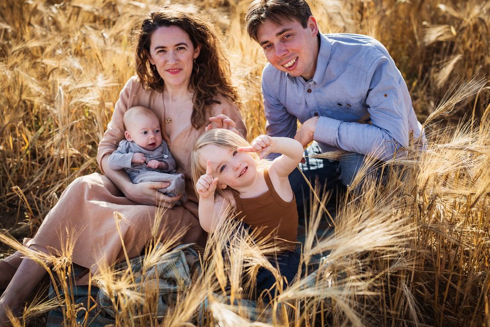 Baby Zazie An outdoor newborn photography session in Kidlington, Oxford Hannah Veale