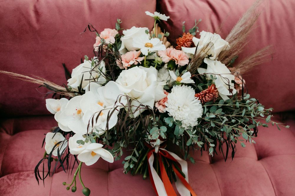 How to Cut Costs on Your Wedding Nebraska Photographer & FIlm