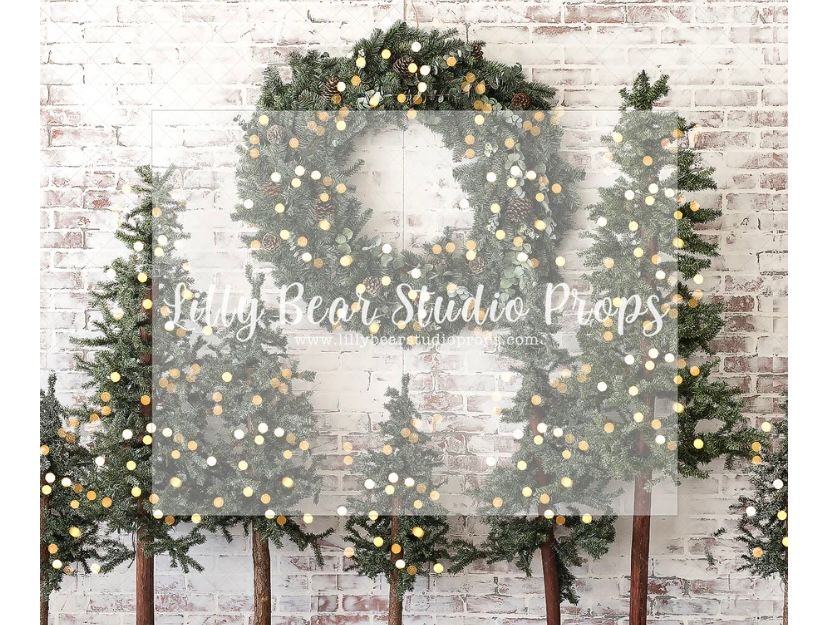 https://lillybearstudioprops.ca/products/jingles-pringles-and-lights?_pos=4&_psq=jingle&_ss=e&_v=1.0