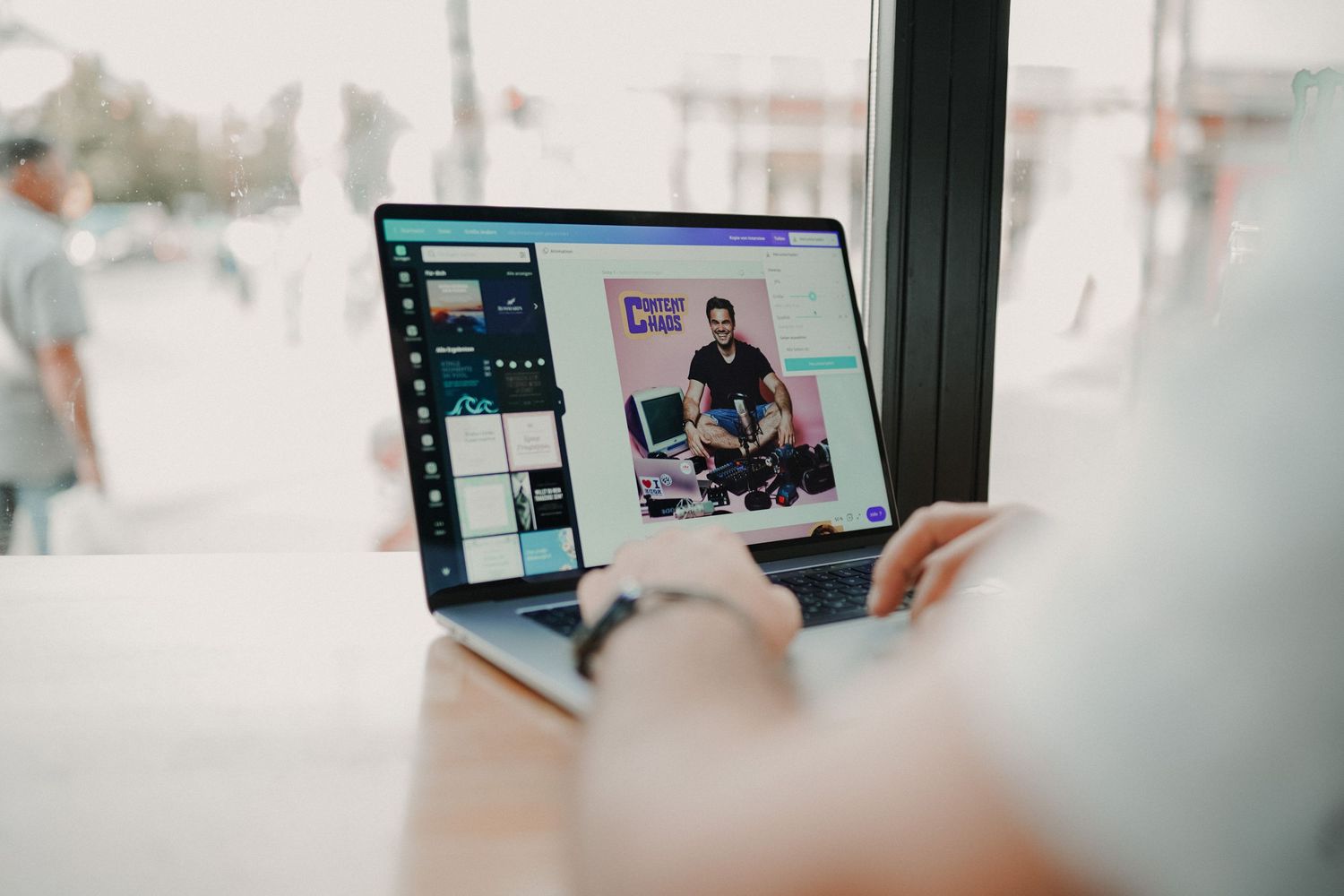 Brand Strides content marketing for small businesses. Someone designing a graphic on canva. Marketing, graphic, design.