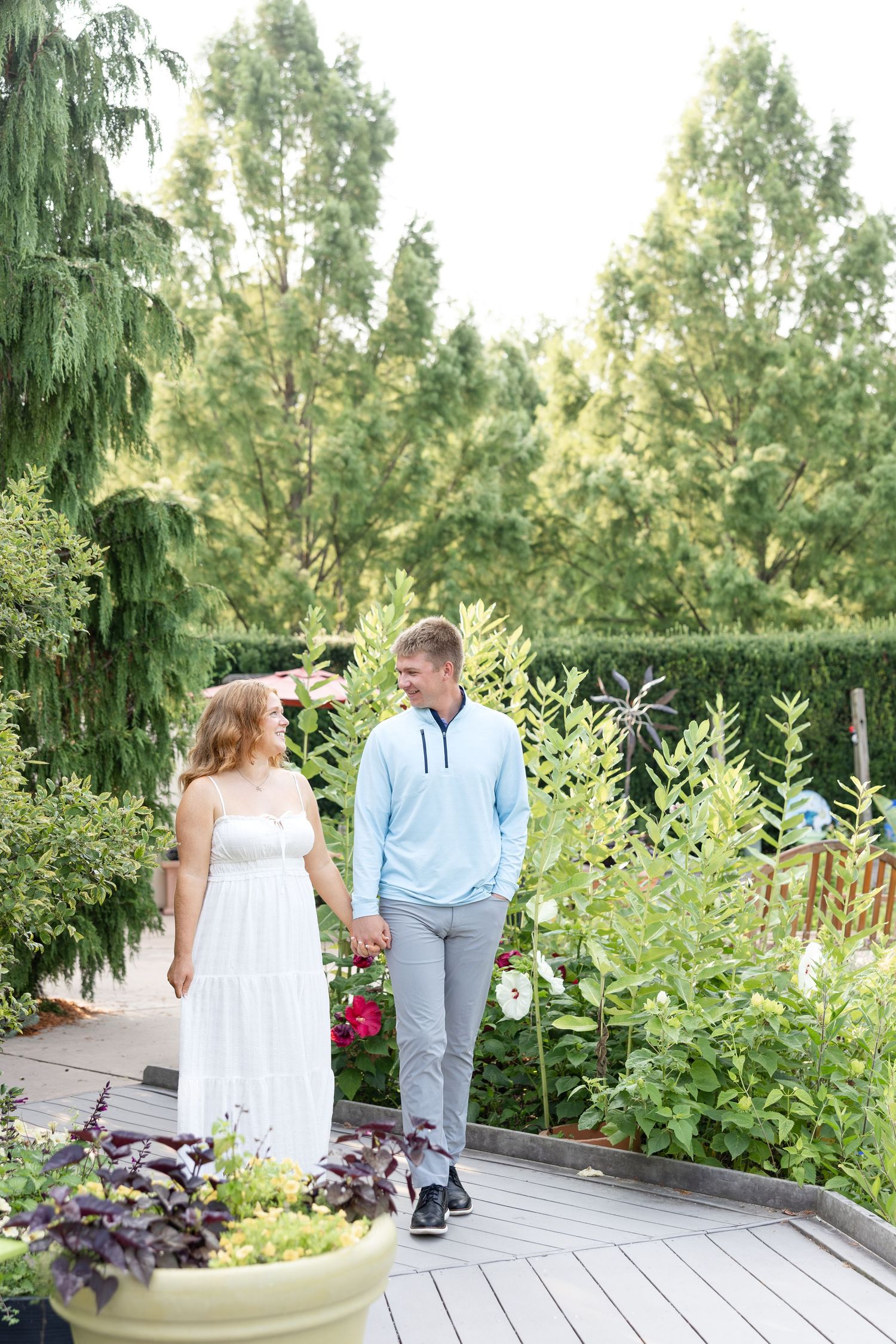 Engagement portraits at Wegerzyn Gardens engagement session, Dayton, Ohio captured by Ohio wedding photographers Julia and Sean Photography